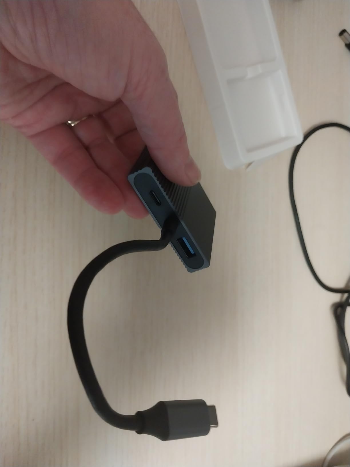 display port splitter